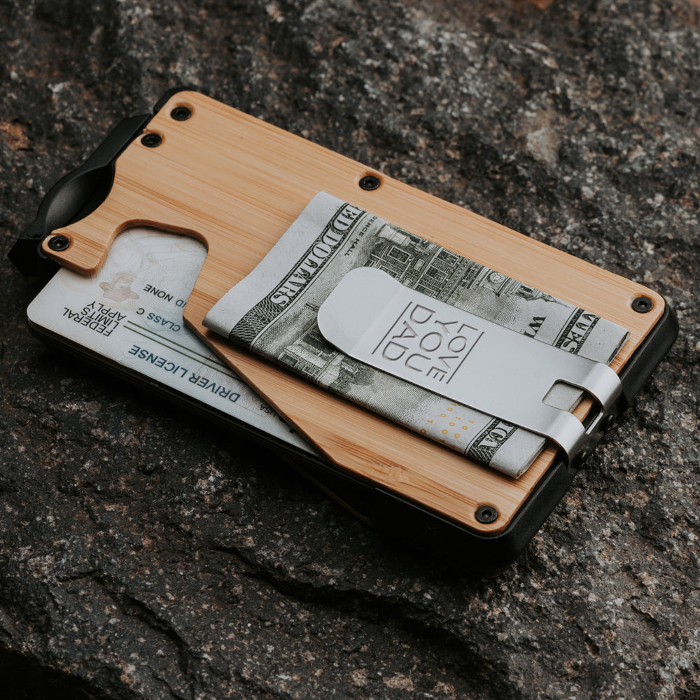 engraved wallets for dad