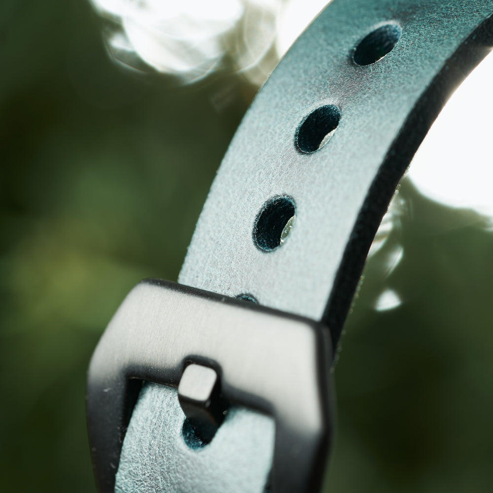 Apple Strap Blue Leather Black