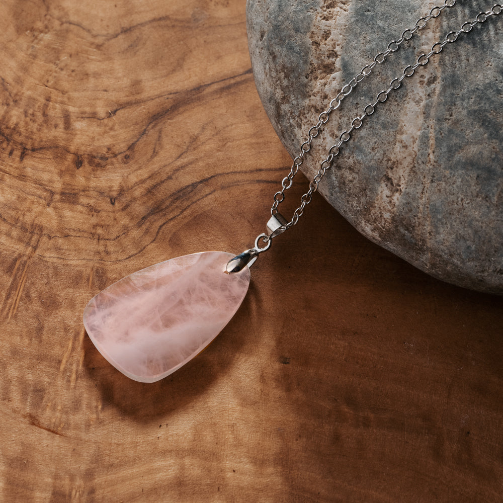 pink pendant necklace