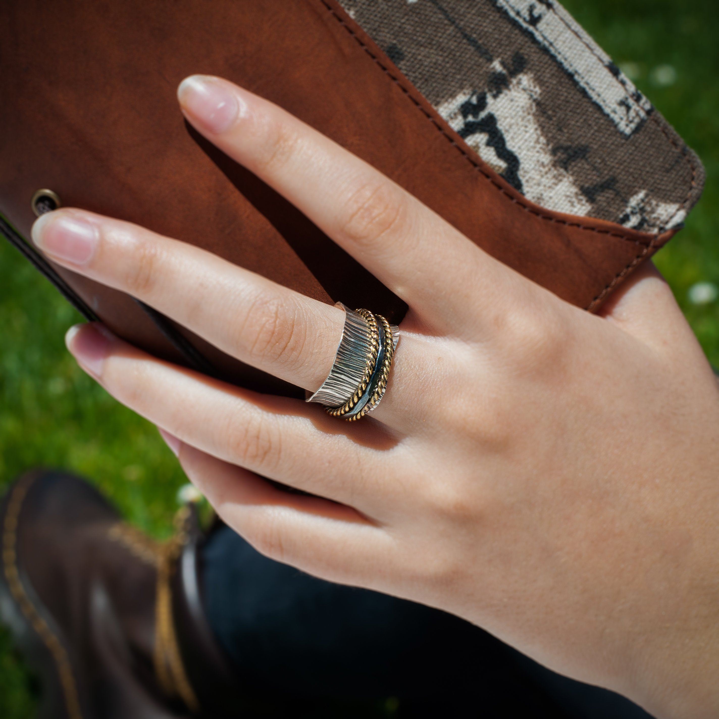 Trilogy Spinner Ring Women's Engraved Ring