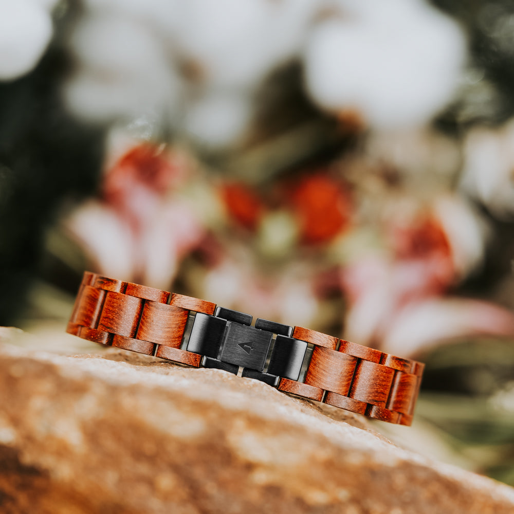 Classic Red Sandalwood Engravable Men's Wooden Bracelet