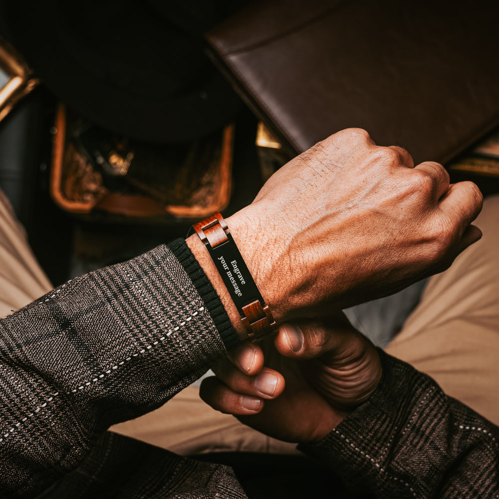 Classic Red Sandalwood Engravable Men's Wooden Bracelet