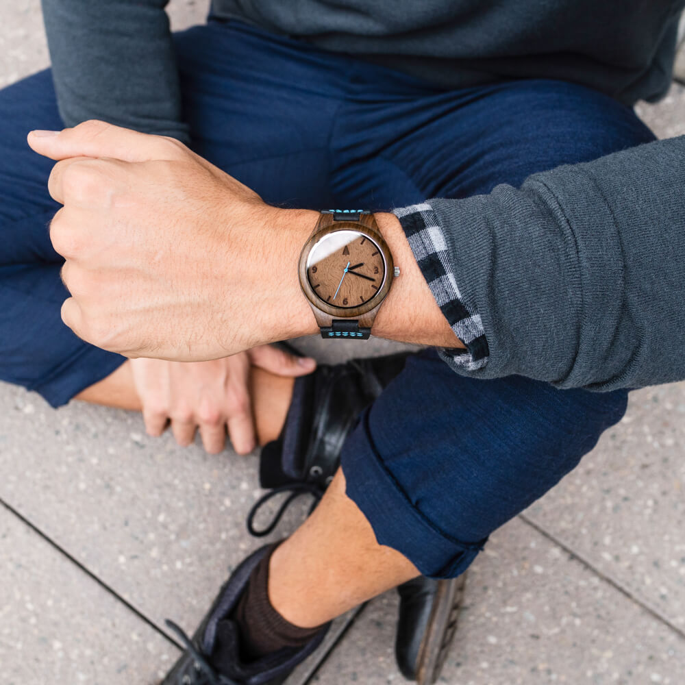 Classic Ebony Walnut Burl Men's Wooden Watch
