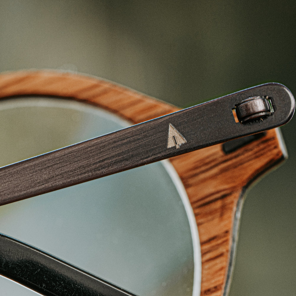 Moana Red Oak blue light wood glasses
