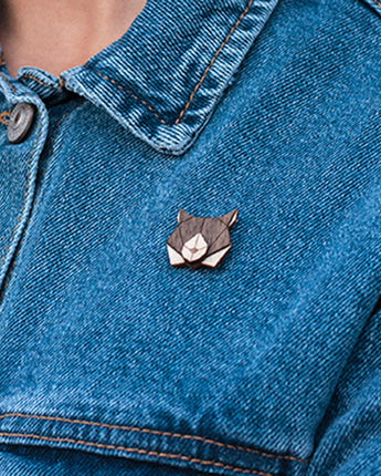 Wooden Lynx Pin Accessories