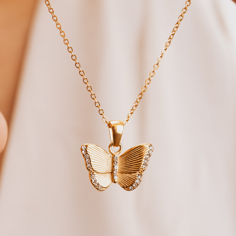 Gold plated cubic zirconia necklace