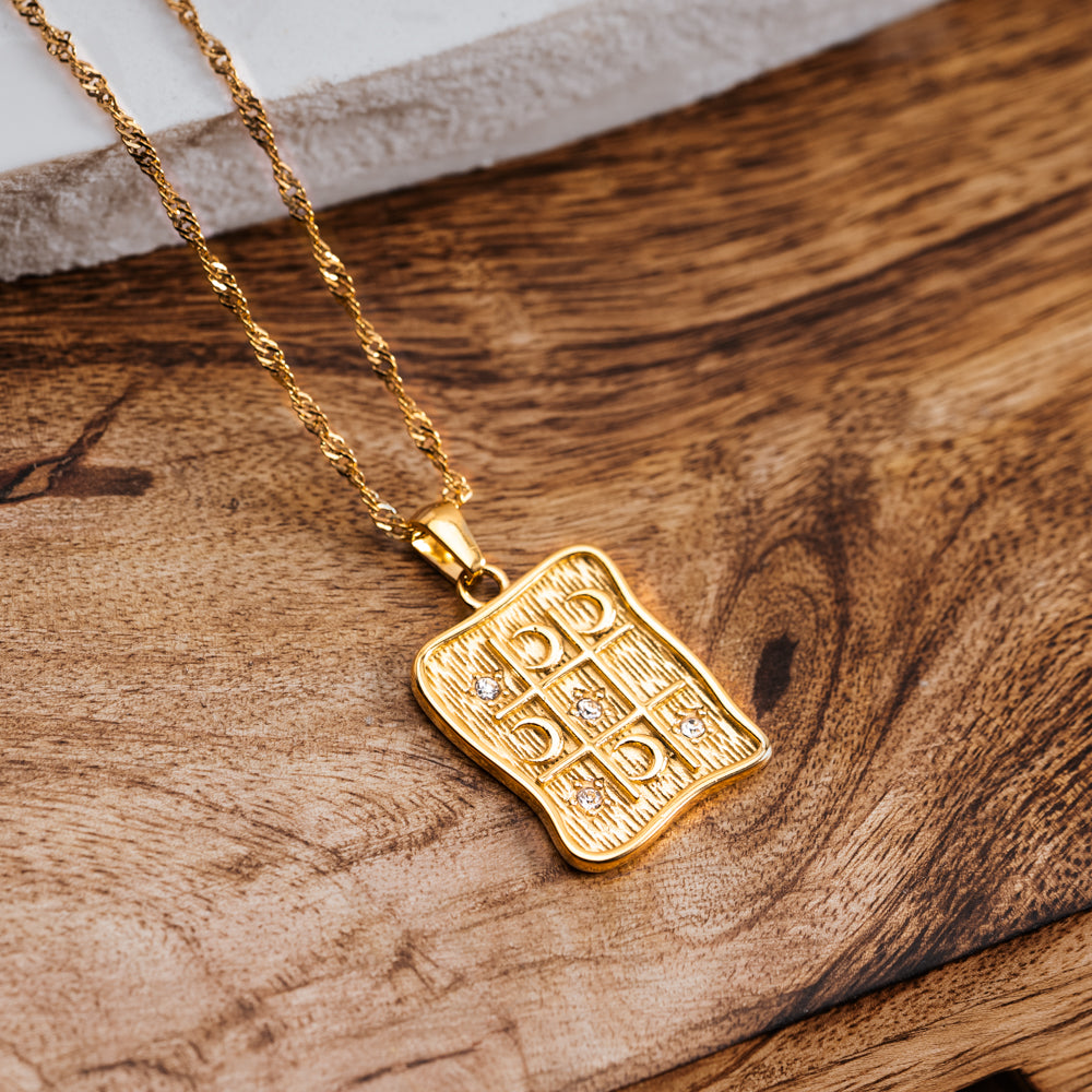 gold square pendant necklace
