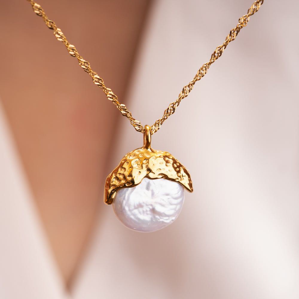 Freshwater pearl pendant with gold hammered shell and twist chain