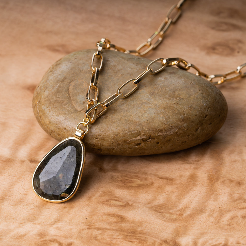 Treehut handmade and handcut natural labradorite stone pendant with gold cable chain