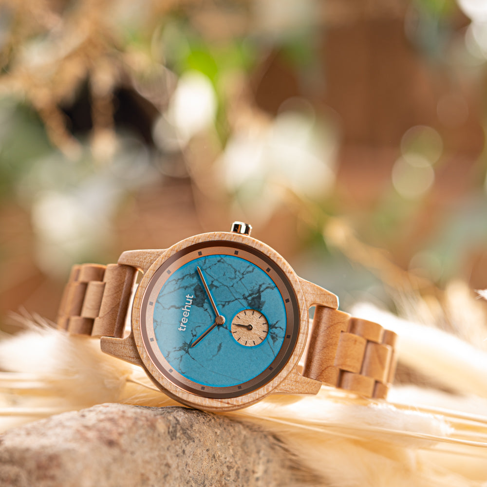 wooden watch in gift set for women