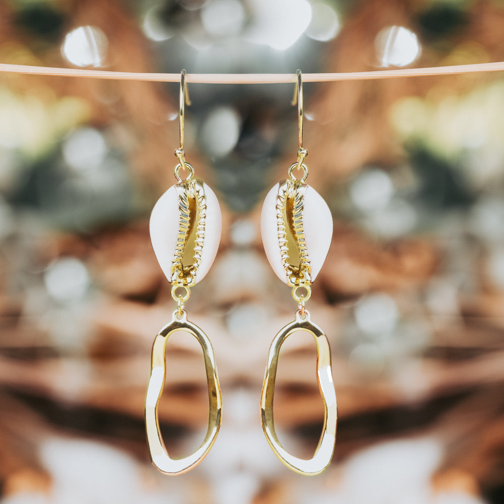 Shell Hoops women Earrings