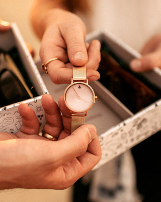 Gifts For All Kinds Of Women | Womens Watches Made of Natural Materials