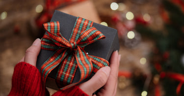 5 Gifts Any Mom Would Love This Christmas | Personalized Gifts For The Holidays