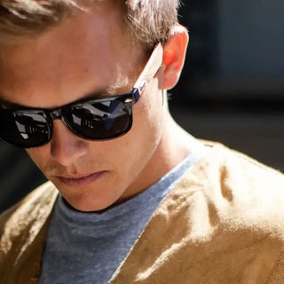 wayfarer sunglasses for men