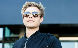 wayfarer vs. aviator