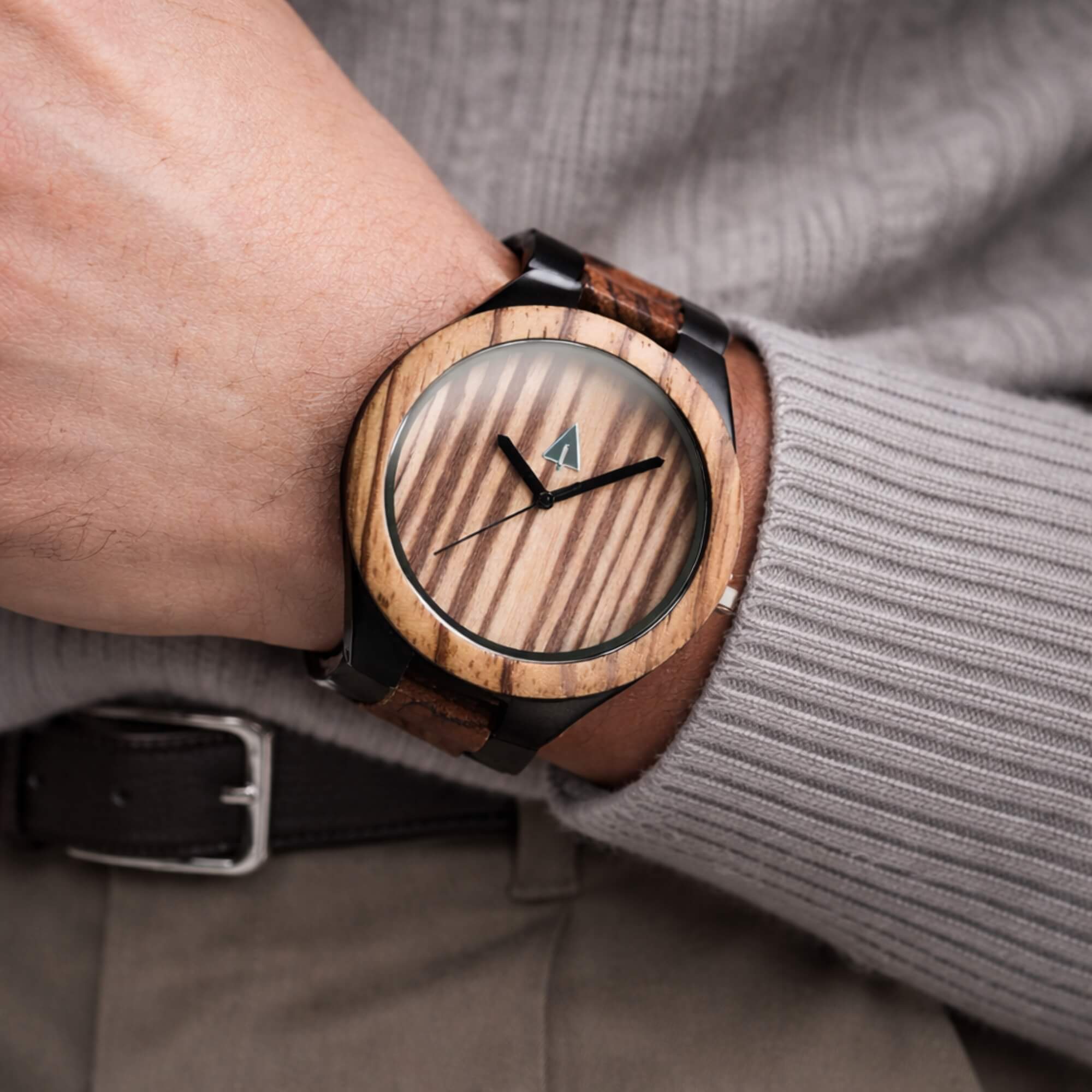 Classic Black Stainless Zebrawood River Men's Wooden Watch