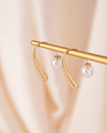 Pearl Hanging Drop Earrings