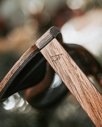 Men's sunglasses made with natural walnut wood. Brown and grey sunglasses with 100% UV protection 