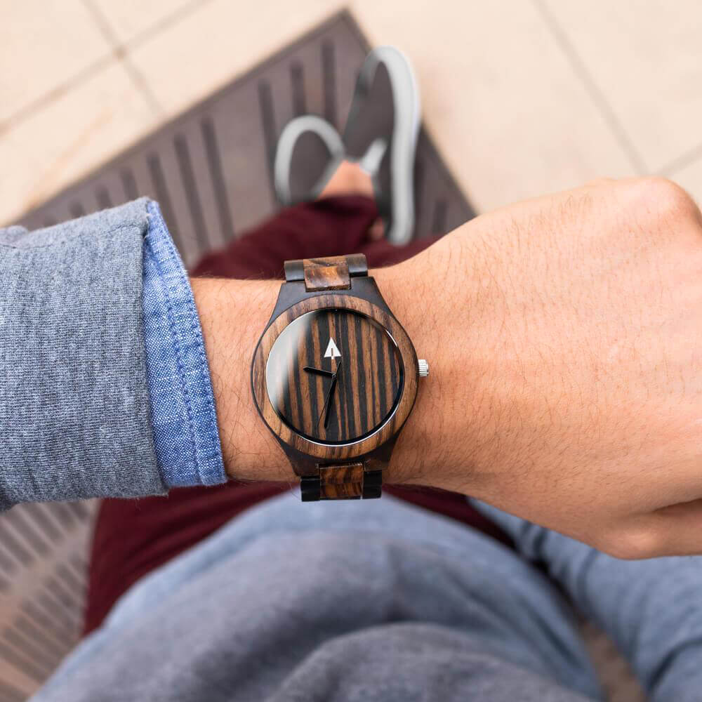 Classic Black Stainless Walnut Chase Men's Wooden Watch
